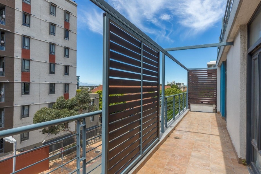 2 Bedroom Property for Sale in Observatory Western Cape